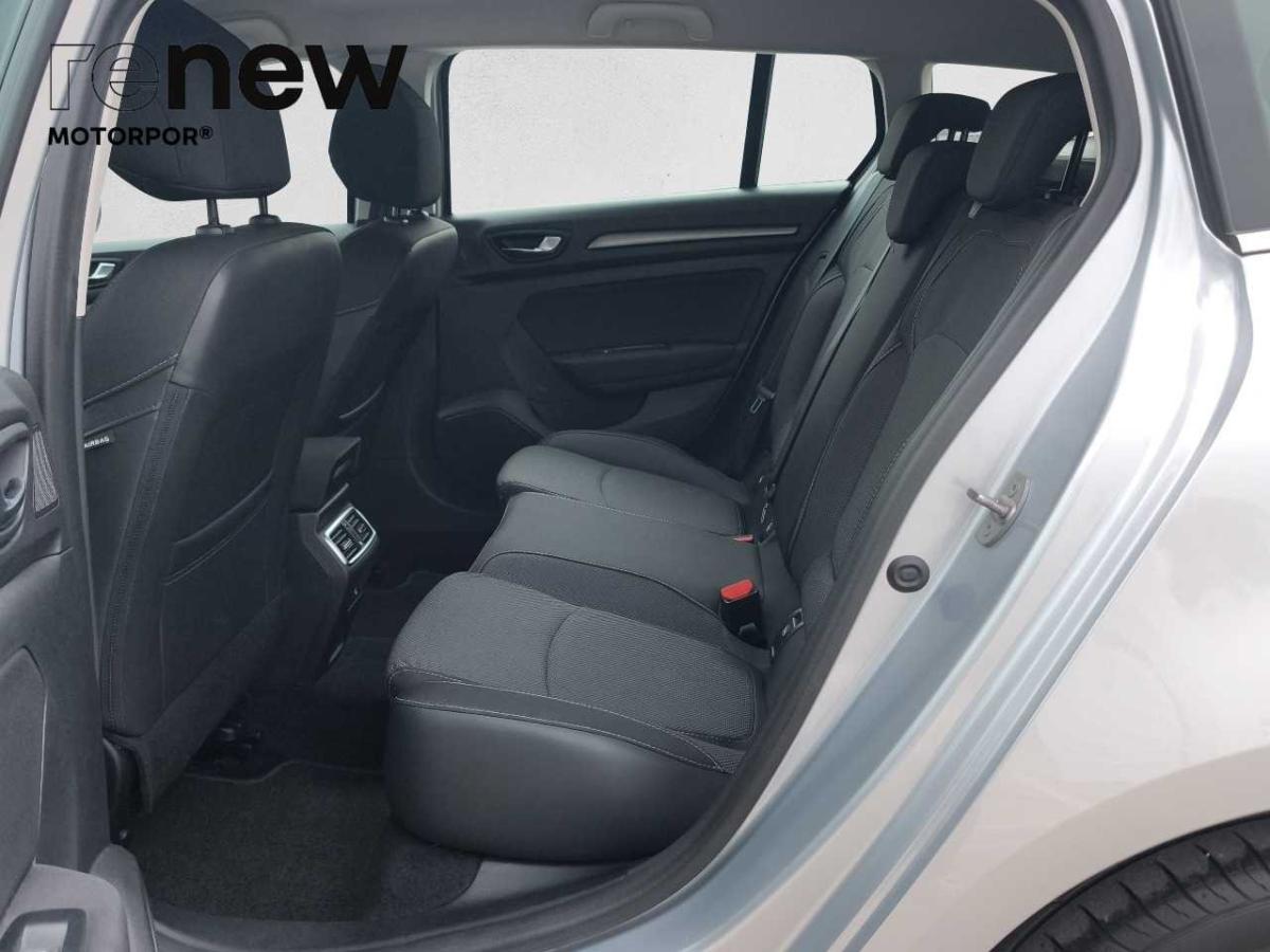 renault-megane-sport-tourer-2024-diesel-1461cc