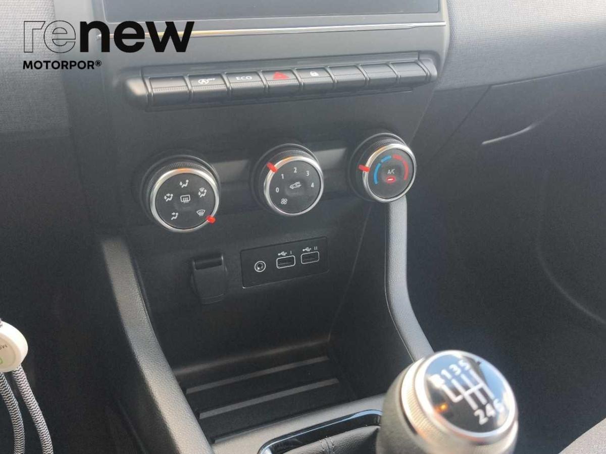 renault-clio-2024-gpl-999cc