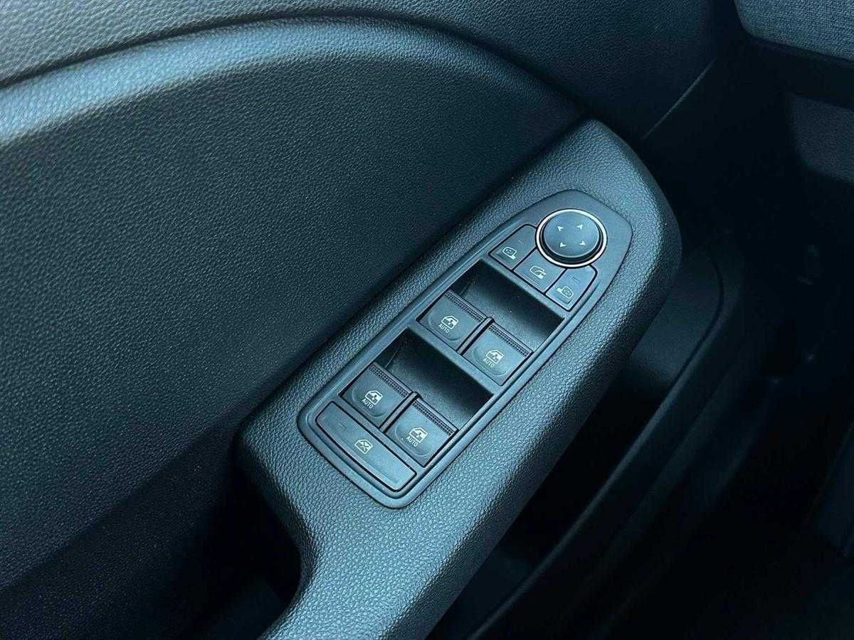 mitsubishi-colt-2025-gasolina-999cc