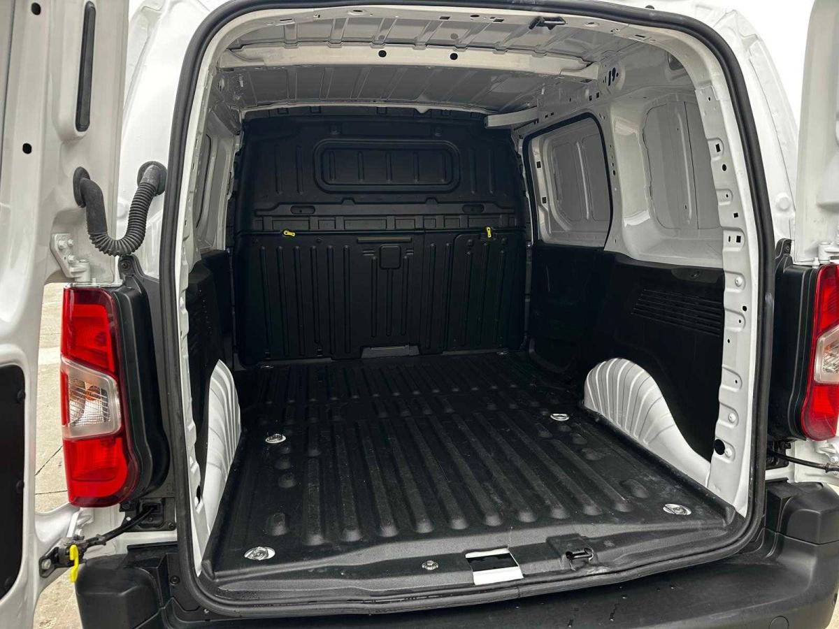 citroen-berlingo-2025-eletrico-0cc