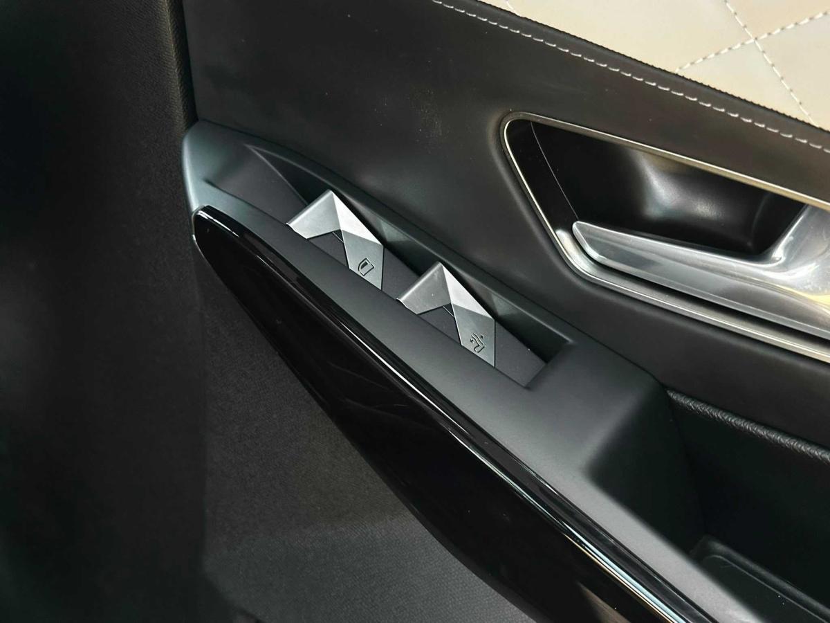 ds-ds-7-crossback-2022-diesel-1499cc
