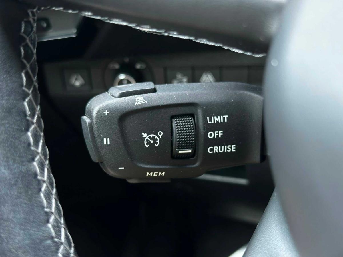 ds-ds-7-crossback-2022-diesel-1499cc
