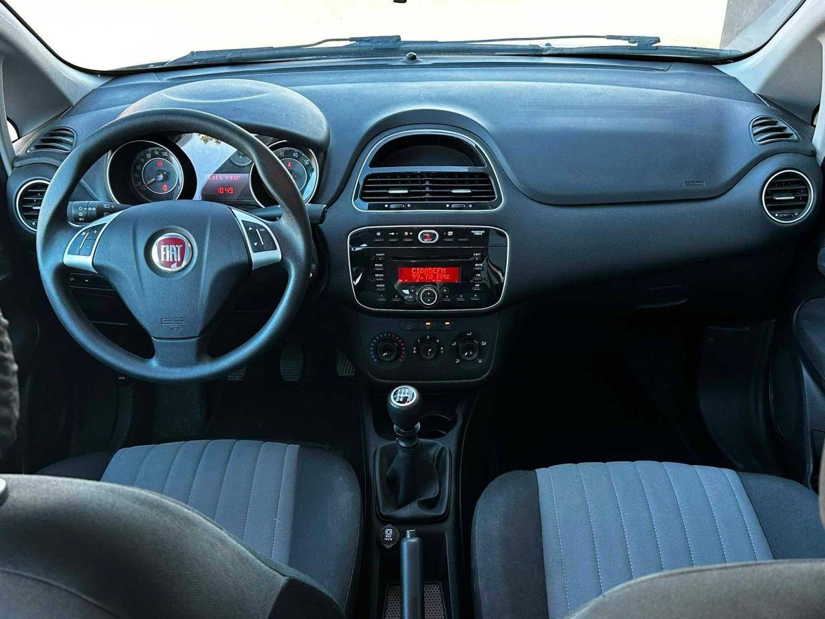 fiat-punto-2018-gasolina-1242cc