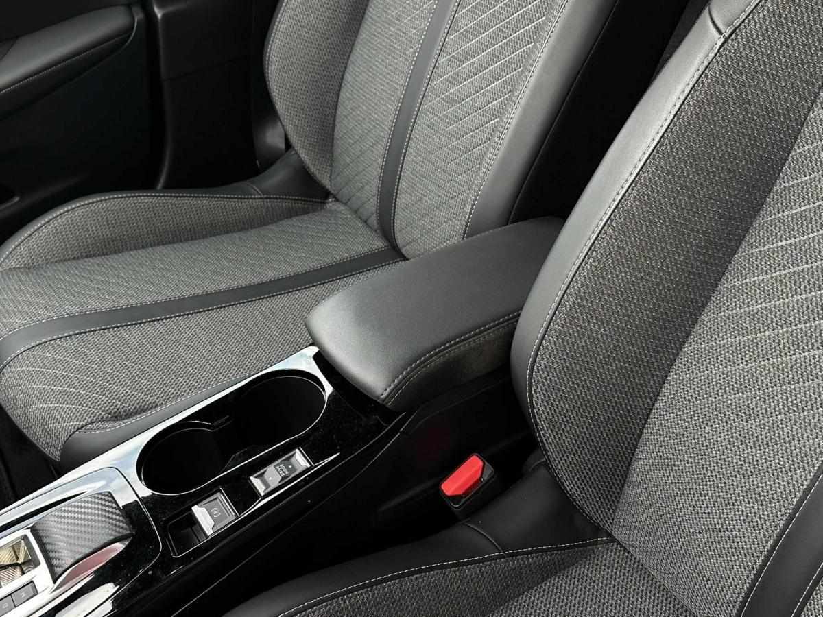 peugeot-2008-2025-hibrido-a-gasolina-1199cc