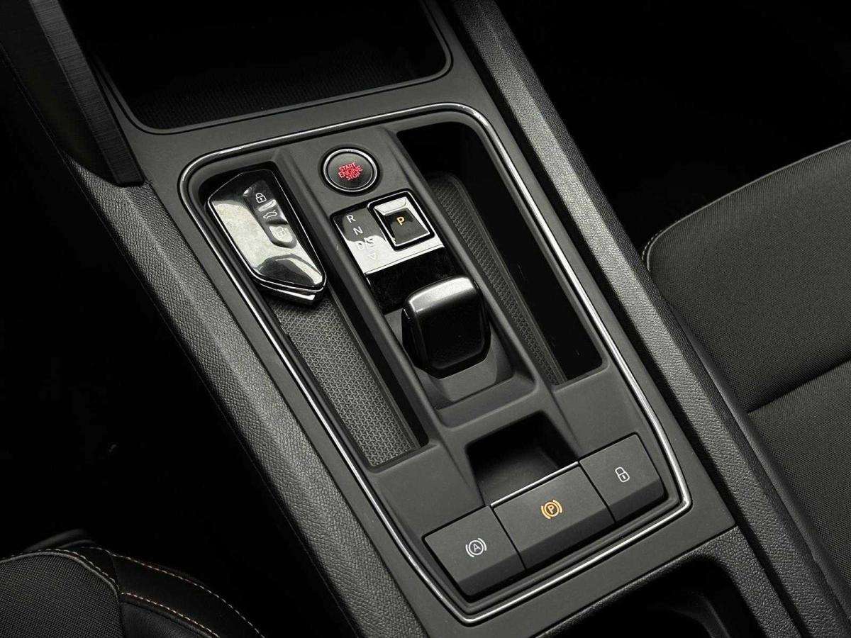 cupra-leon-sportstourer-2024-hibrido-a-gasolina-1395cc