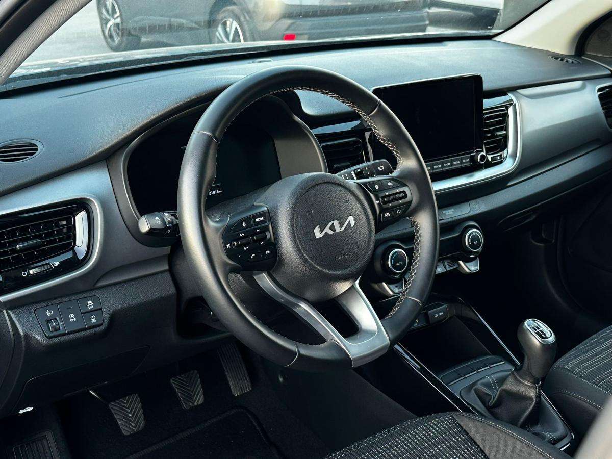 kia-stonic-2025-gasolina-998cc