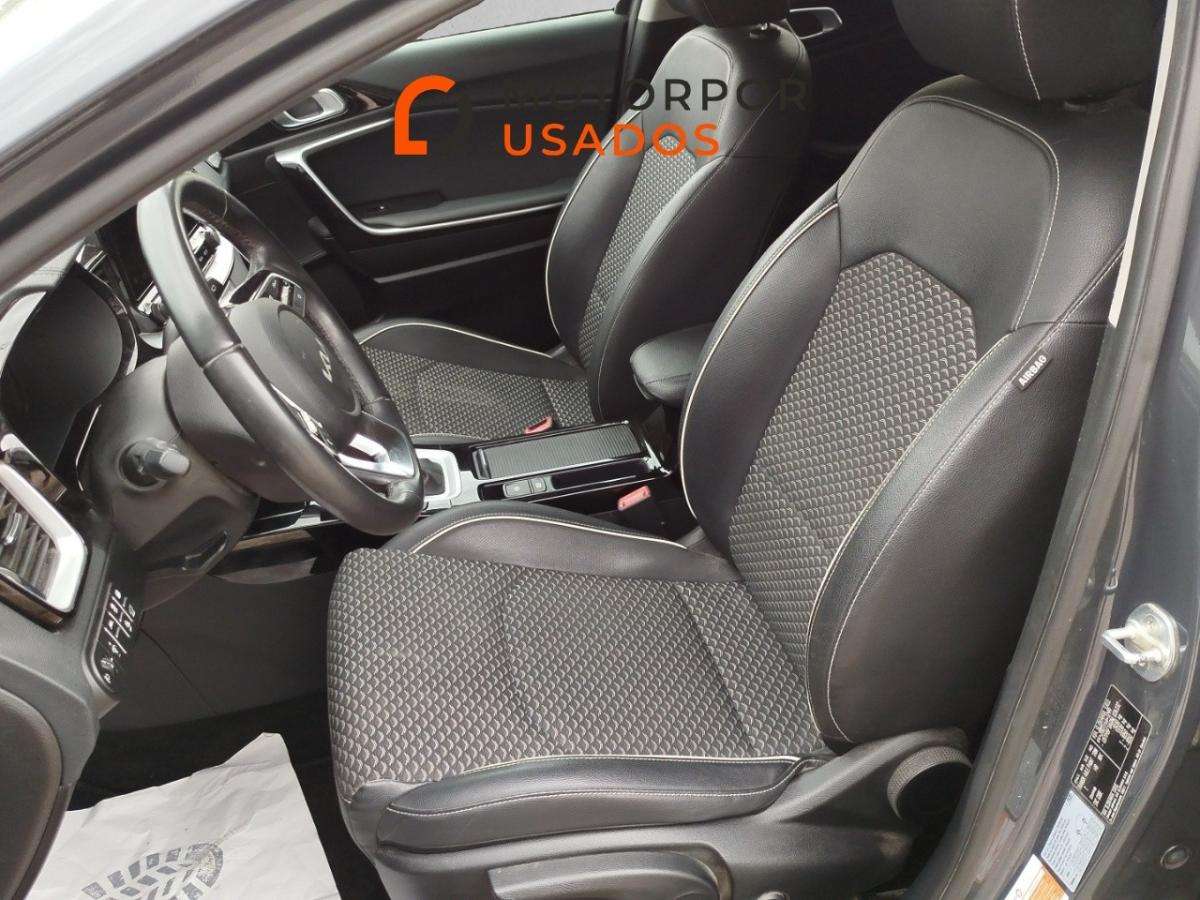 kia-xceed-2022-hibrido-a-gasolina-1580cc