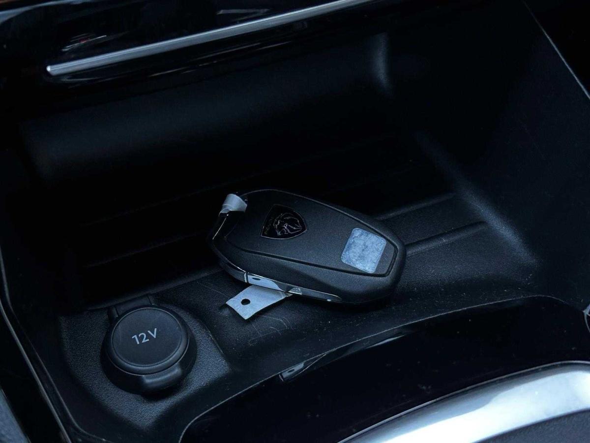 peugeot-2008-2025-gasolina-1199cc