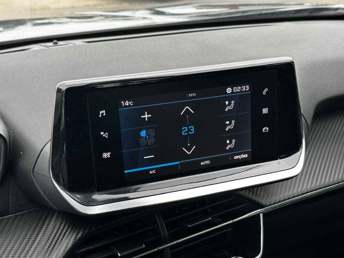 peugeot-2008-2023-gasolina-1199cc