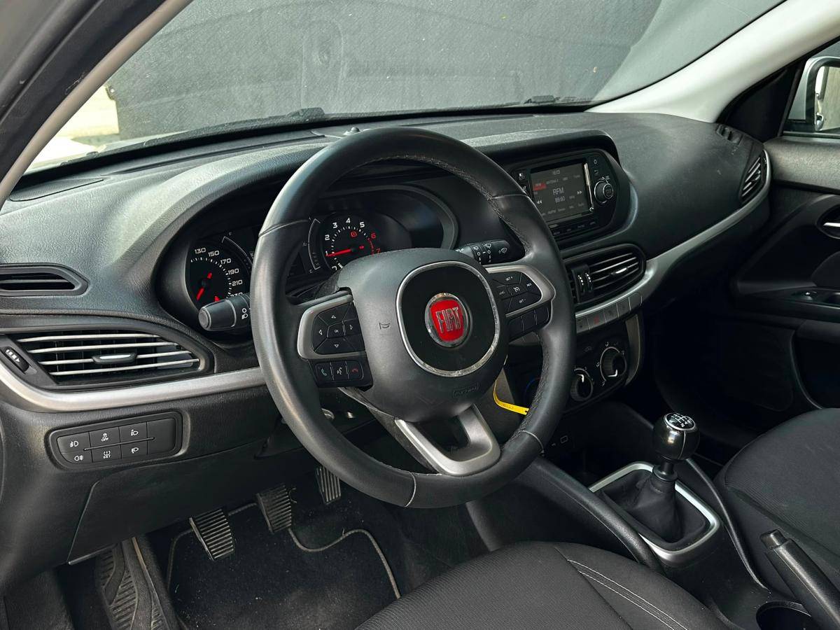 fiat-tipo-station-wagon-2019-gasolina-1368cc