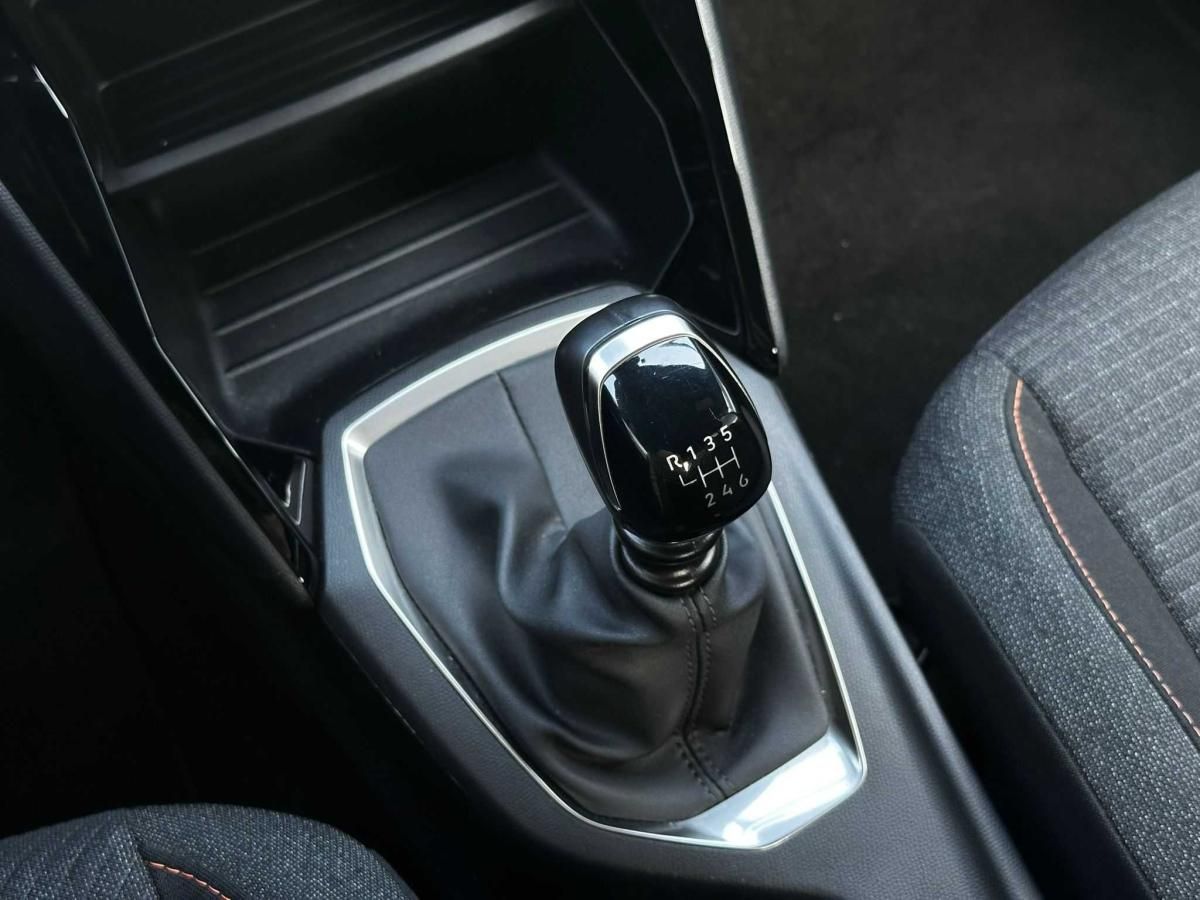 peugeot-2008-2025-gasolina-1199cc