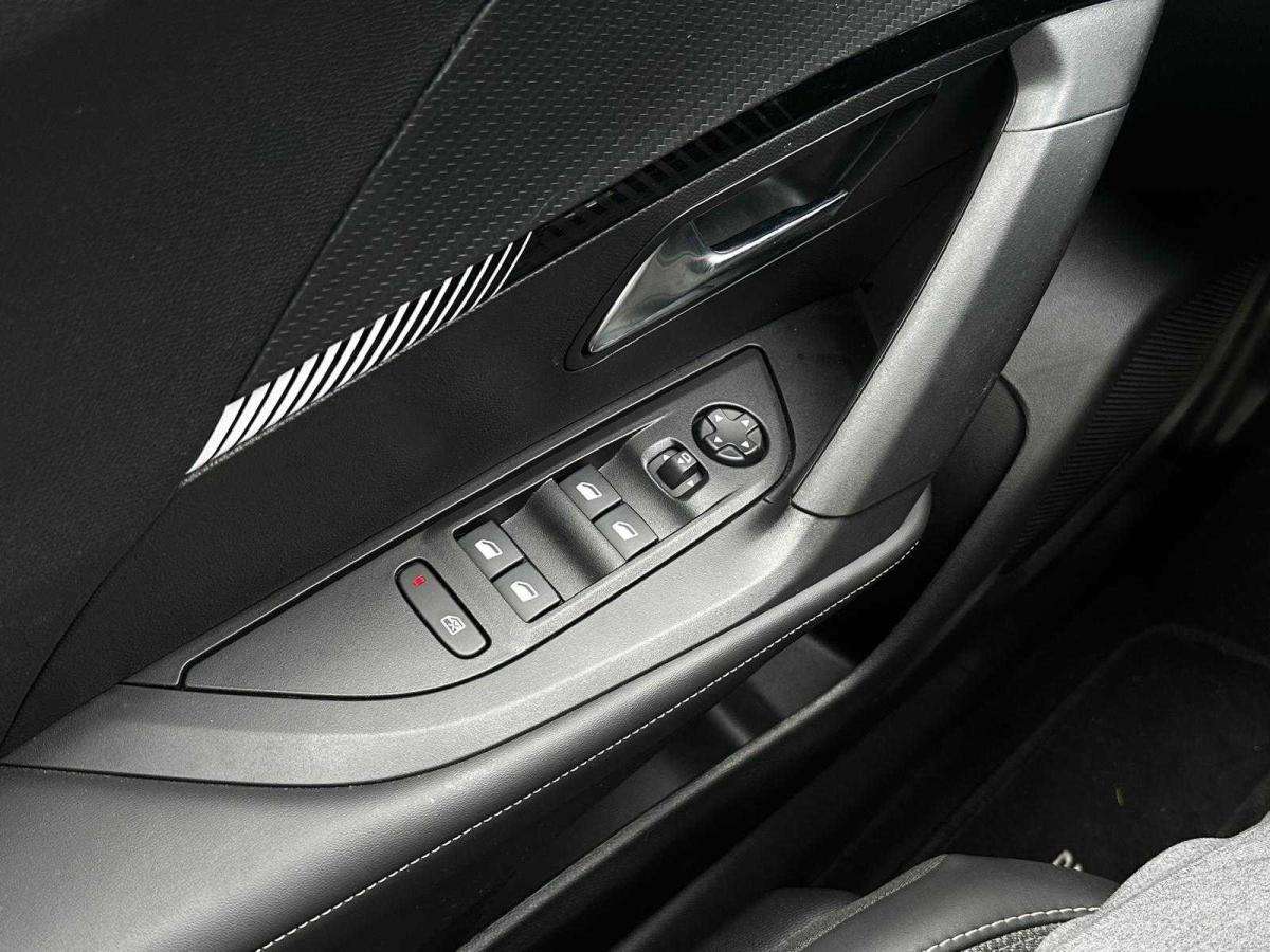 peugeot-2008-2025-gasolina-1199cc