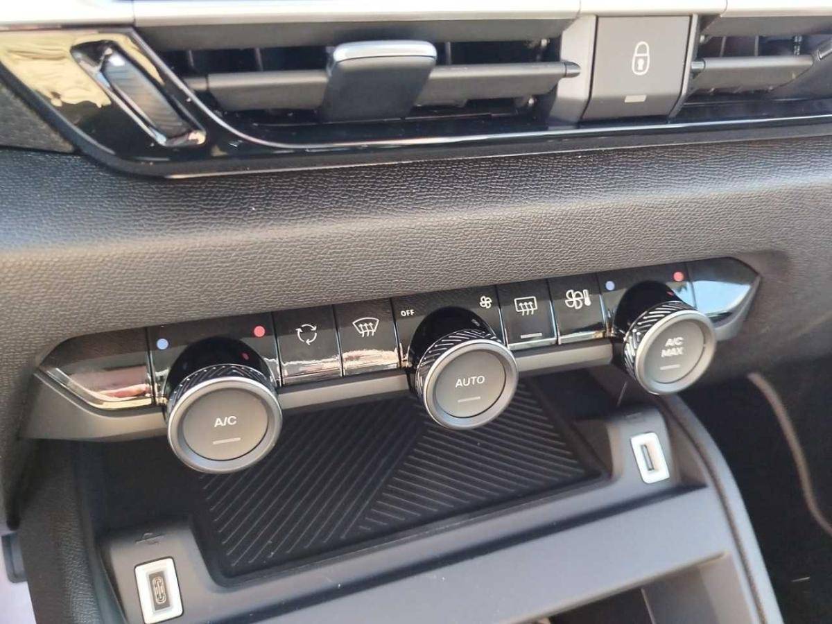 citroen-c4-2026-hibrido-1199cc