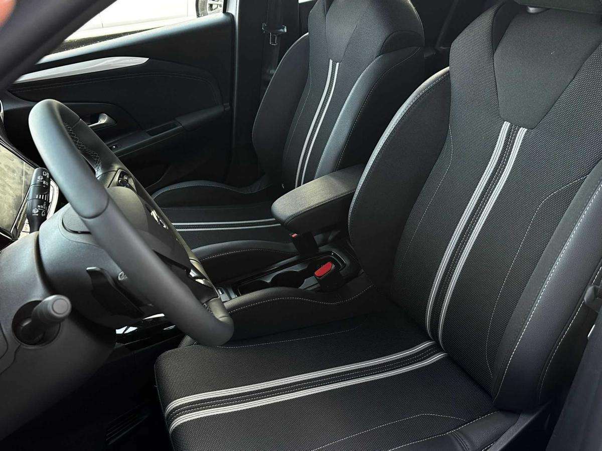 opel-corsa-2025-hibrido-a-gasolina-1199cc