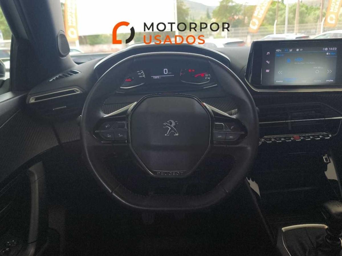 peugeot-2008-2023-gasolina-1199cc