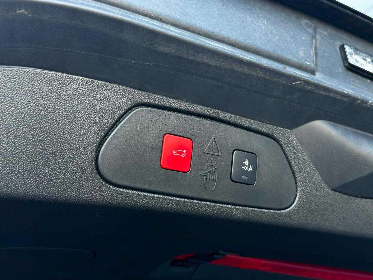 opel-grandland-2025-hibrido-a-gasolina-1598cc