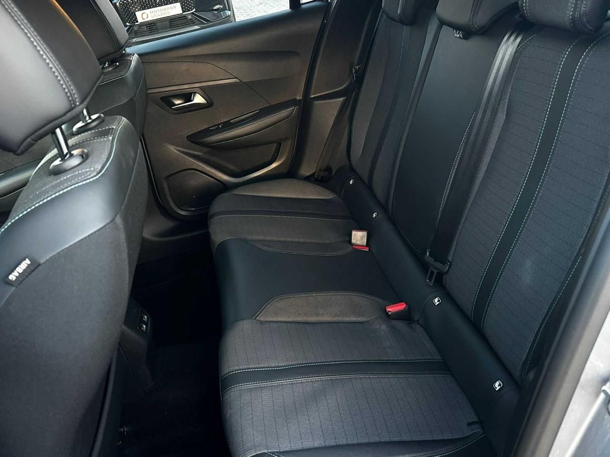 peugeot-208-2023-gasolina-1199cc