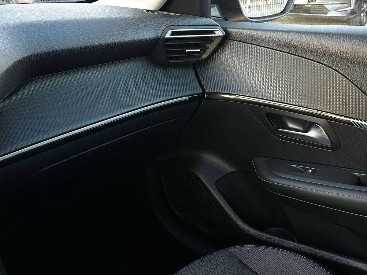 peugeot-208-2023-gasolina-1199cc