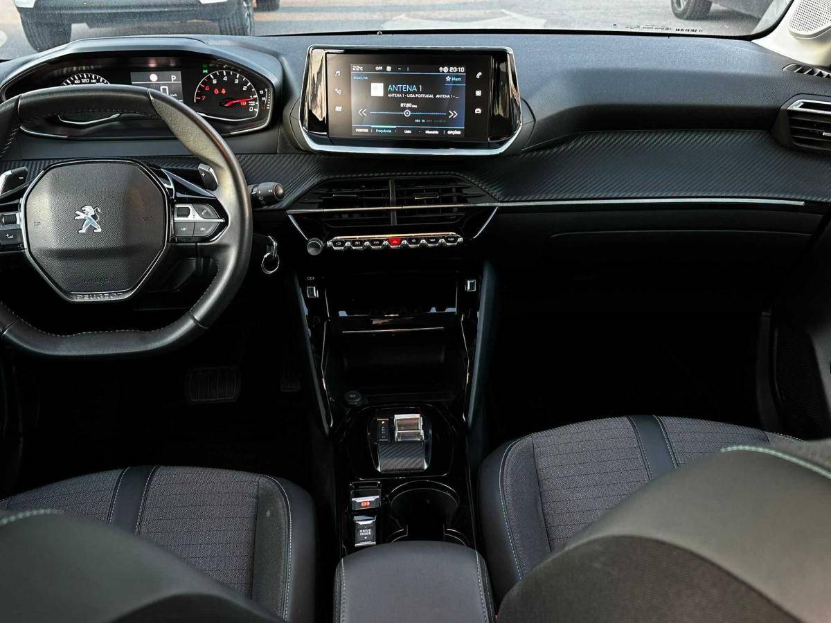 peugeot-208-2023-gasolina-1199cc