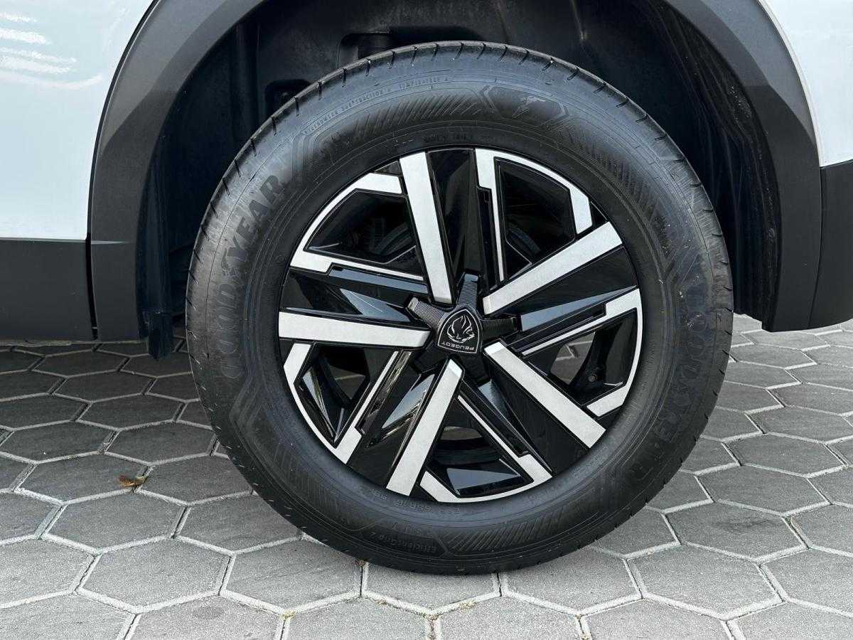 peugeot-2008-2024-gasolina-1199cc