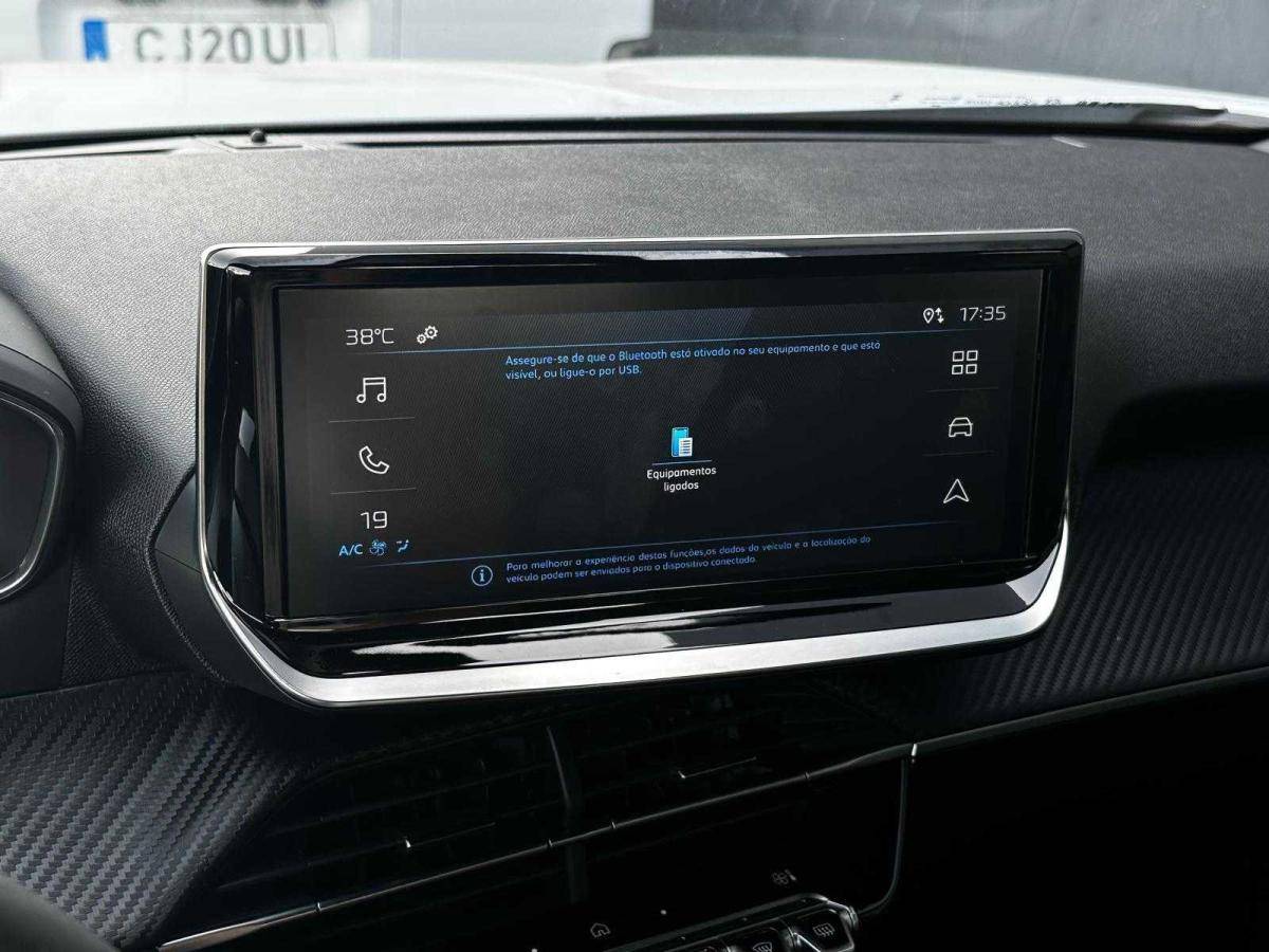 peugeot-2008-2024-gasolina-1199cc