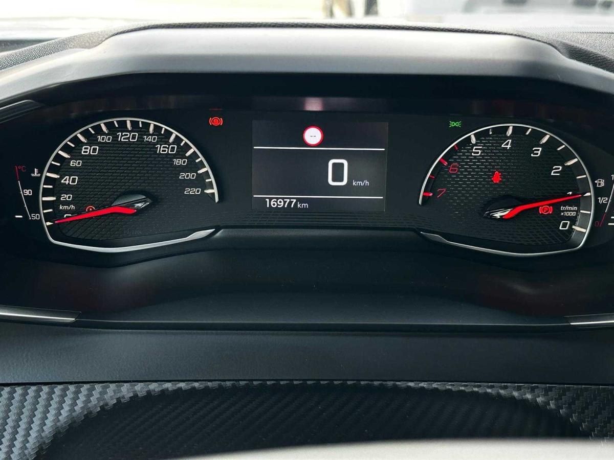 peugeot-2008-2024-gasolina-1199cc