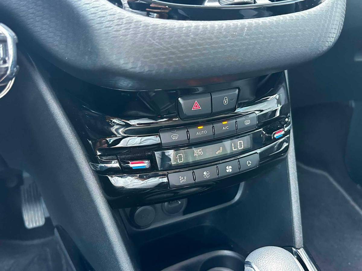 peugeot-2008-2019-gasolina-1199cc