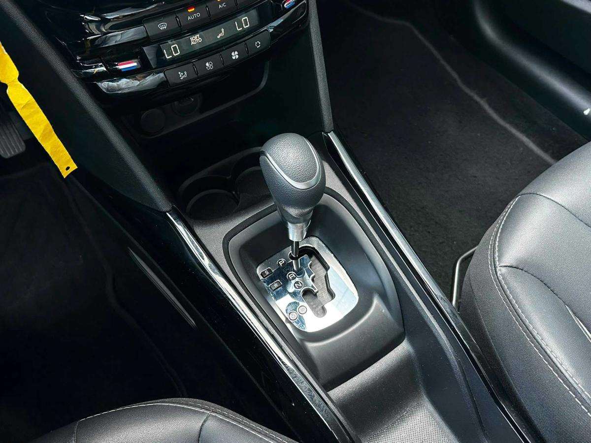 peugeot-2008-2019-gasolina-1199cc