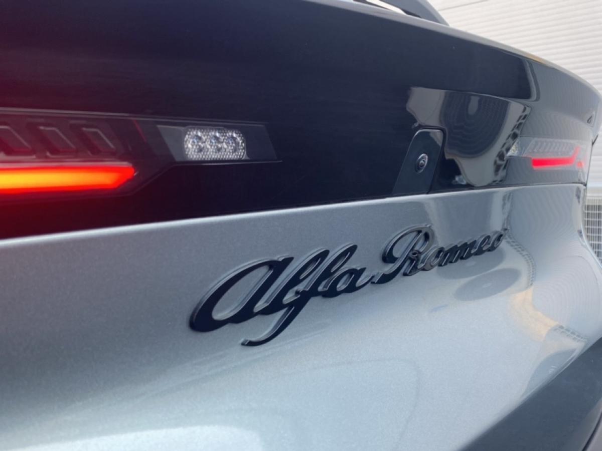 alfa-romeo-junior-2025-gasolina-1199cc