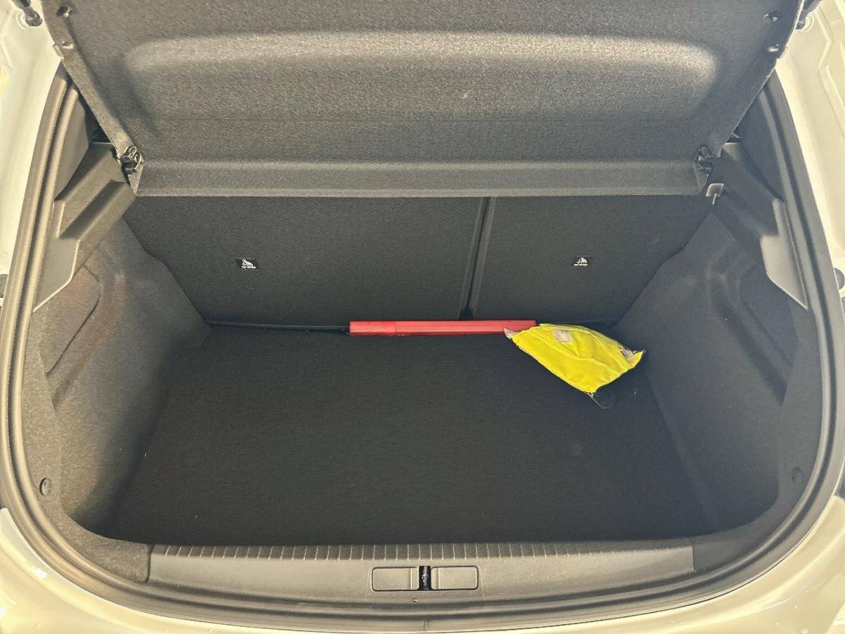 peugeot-208-2026-gasolina-1199cc