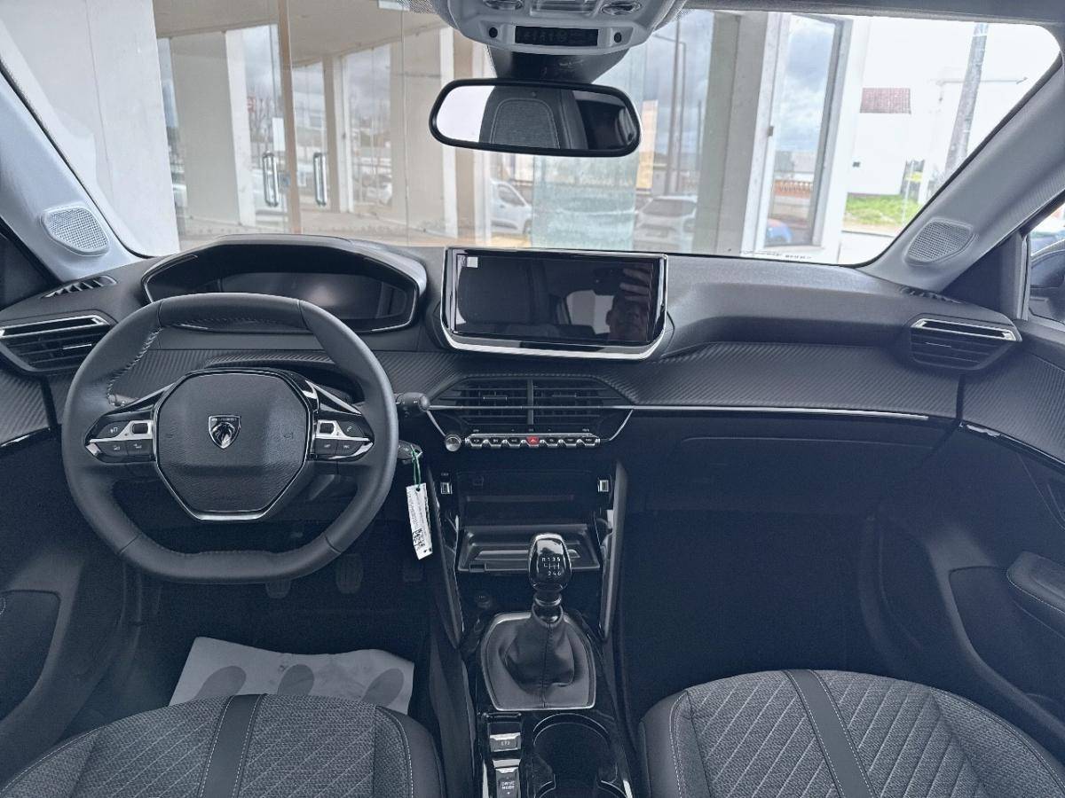peugeot-208-2026-gasolina-1199cc