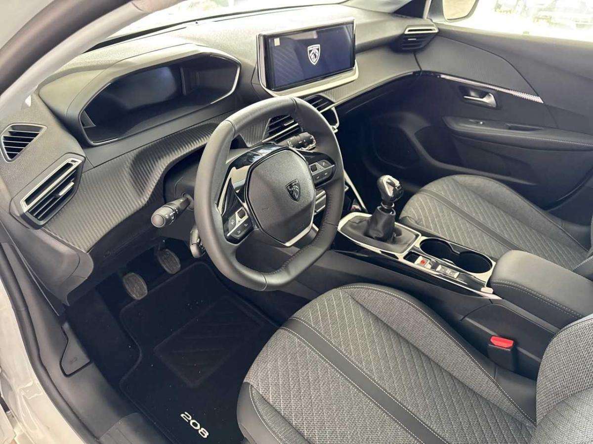 peugeot-208-2026-gasolina-1199cc
