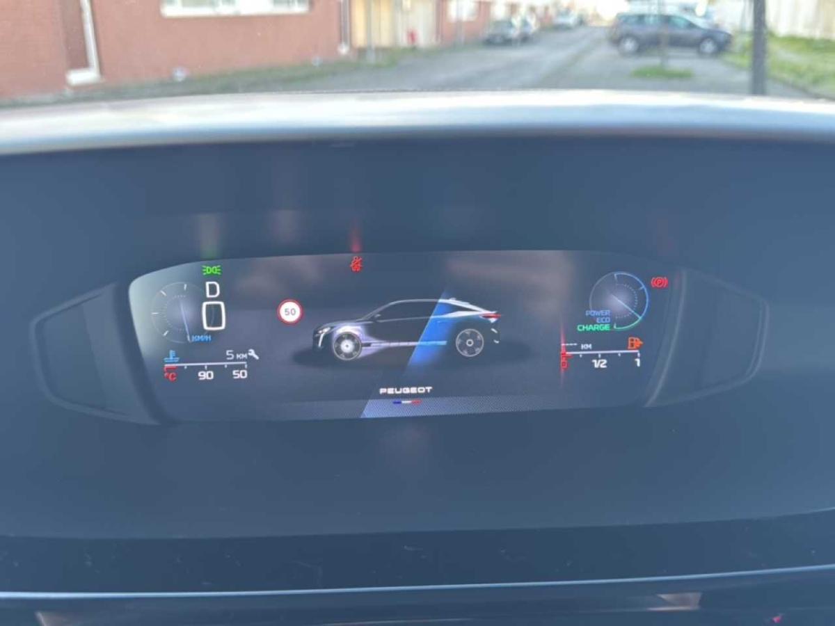 peugeot-408-2025-hibrido-a-gasolina-1199cc