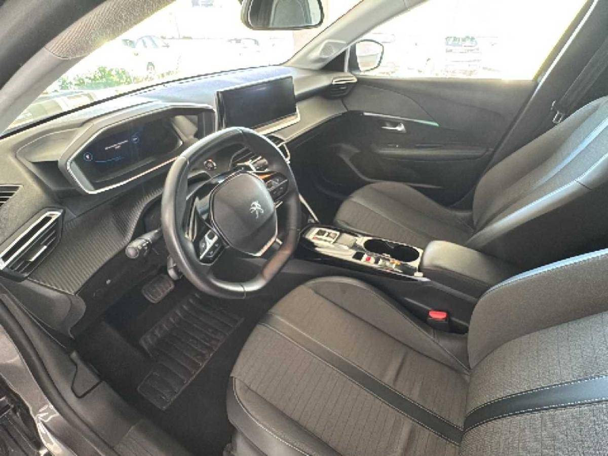 peugeot-208-2023-gasolina-1199cc