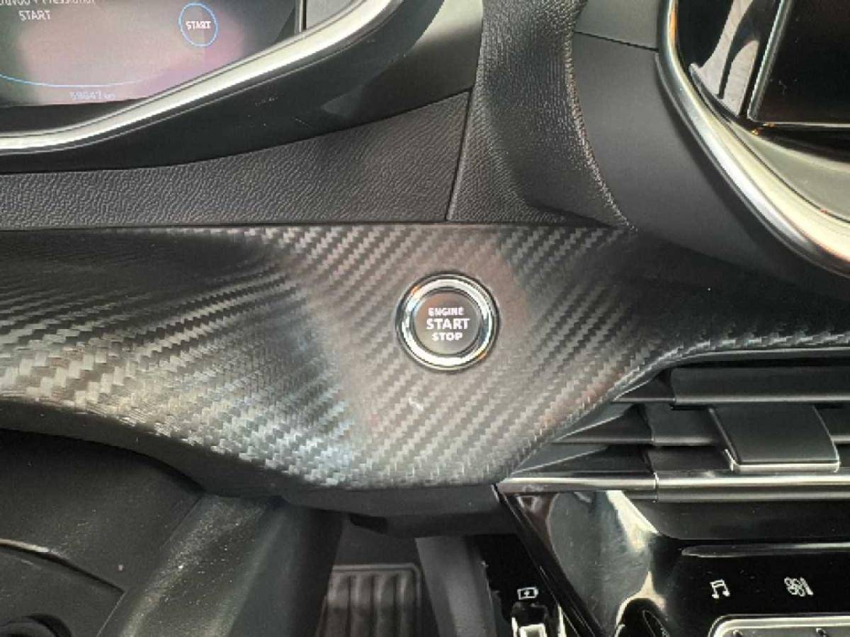 peugeot-208-2023-gasolina-1199cc