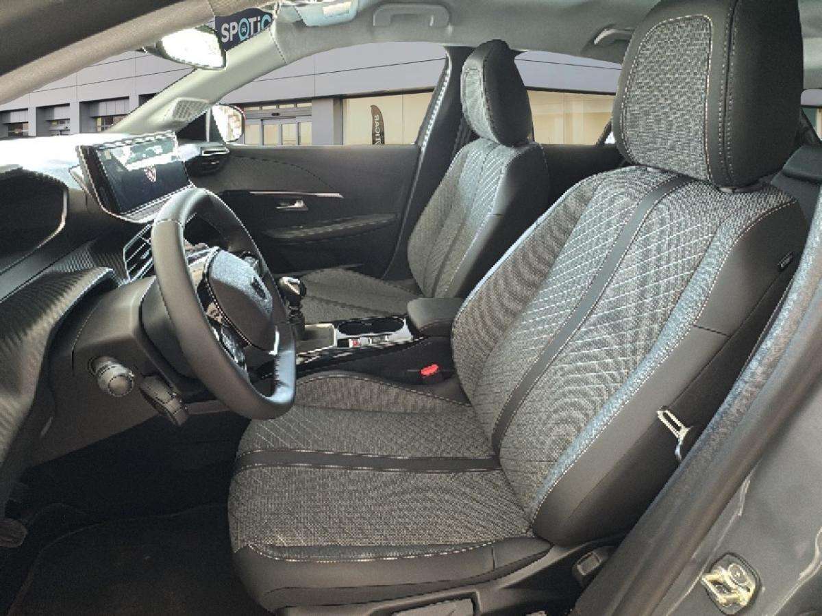 peugeot-208-2026-gasolina-1199cc