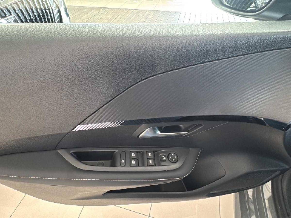 peugeot-208-2026-gasolina-1199cc