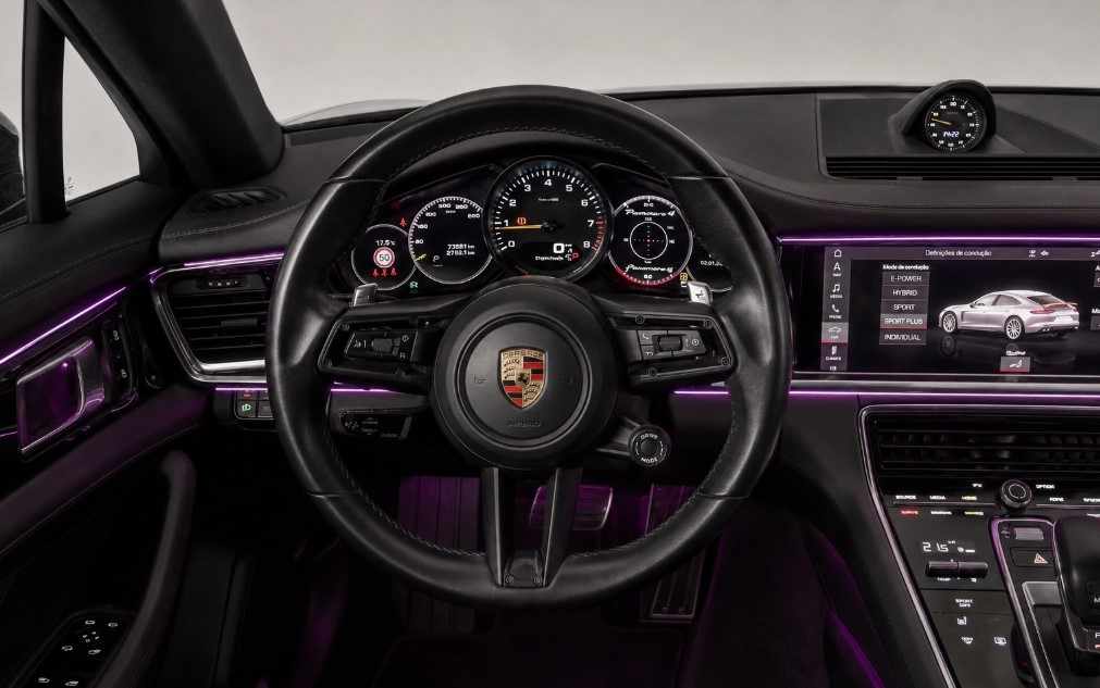 porsche-panamera-4-e-hybrid-2021-gasolina-2894cc