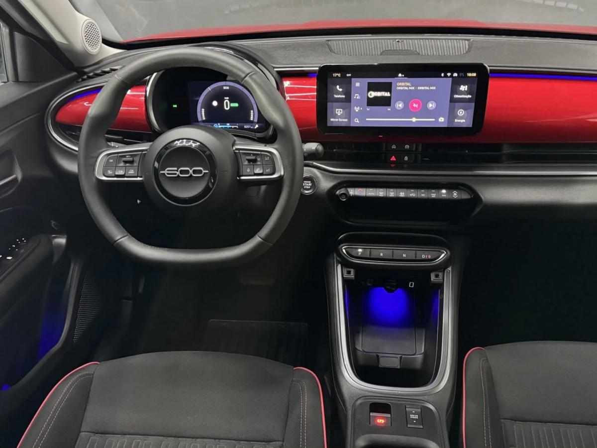 fiat-600-600e-54-kwh-2024-eletrico
