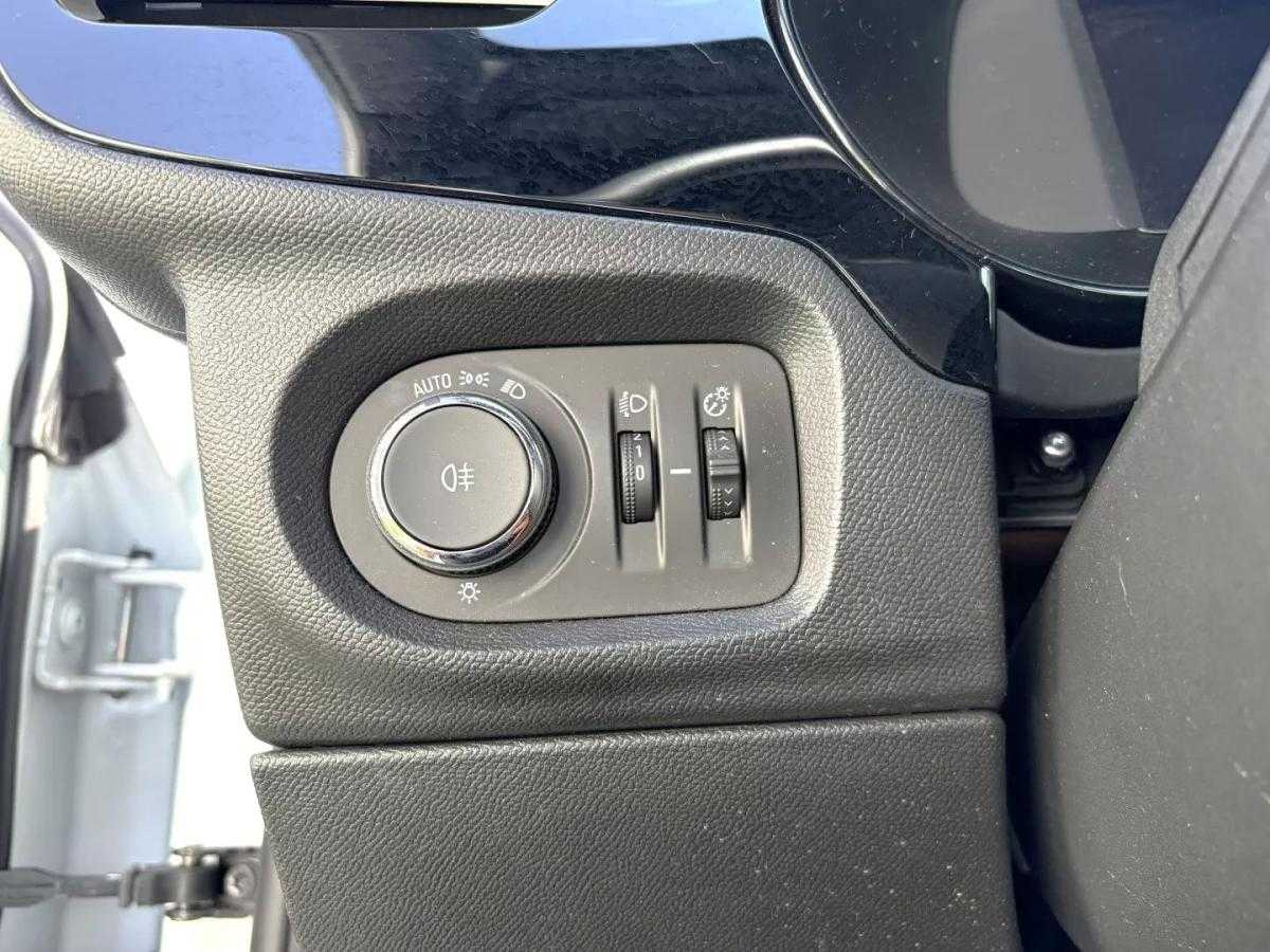 opel-corsa-2024-gasolina-1199cc