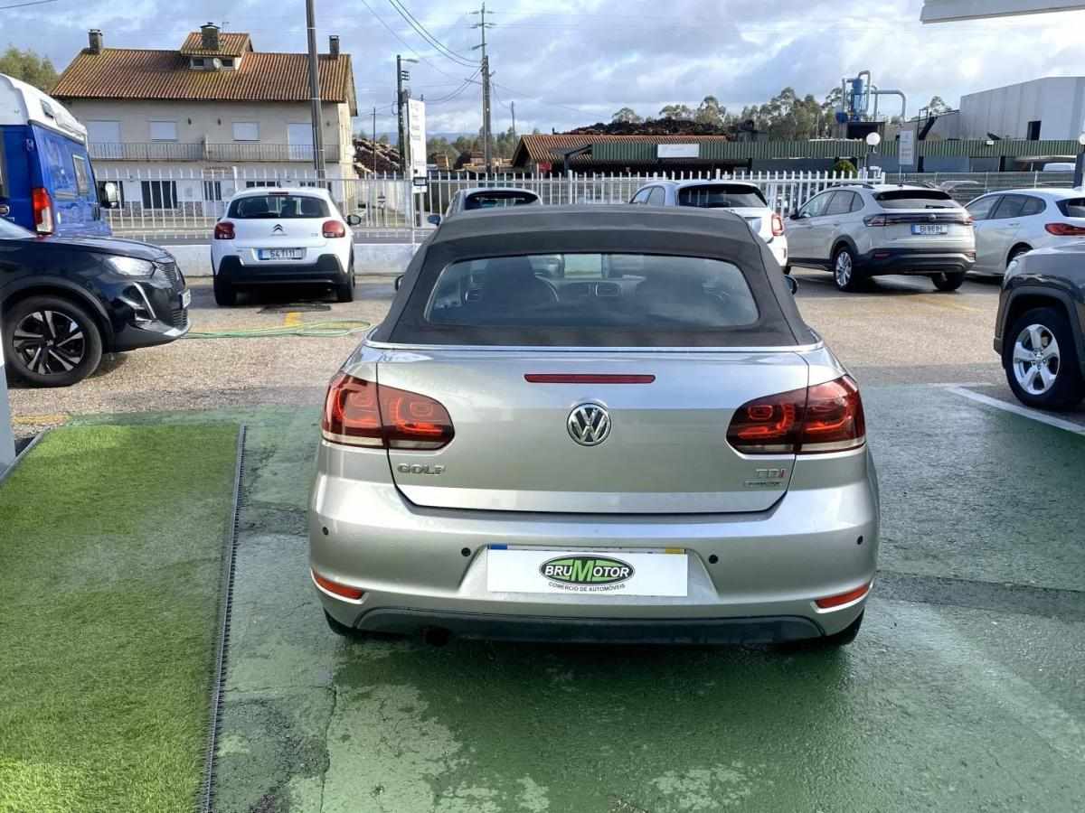 volkswagen-golf-cabriolet-2012-diesel-1598cc