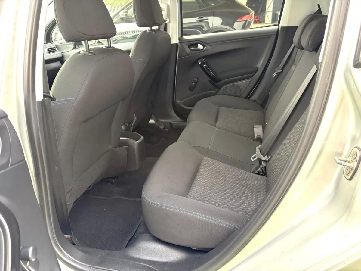 peugeot-208-2018-gasolina-1199cc