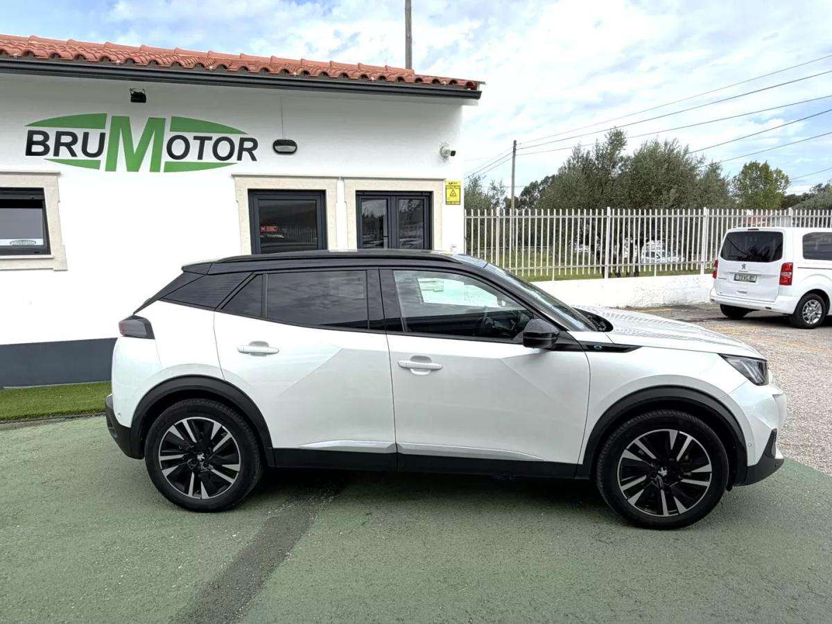 peugeot-e-2008-2023-eletrico-0cc