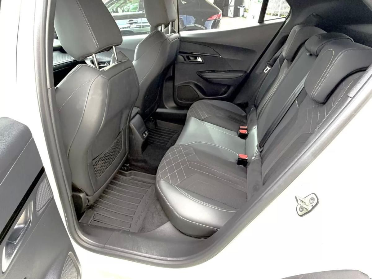 peugeot-e-2008-2023-eletrico-0cc