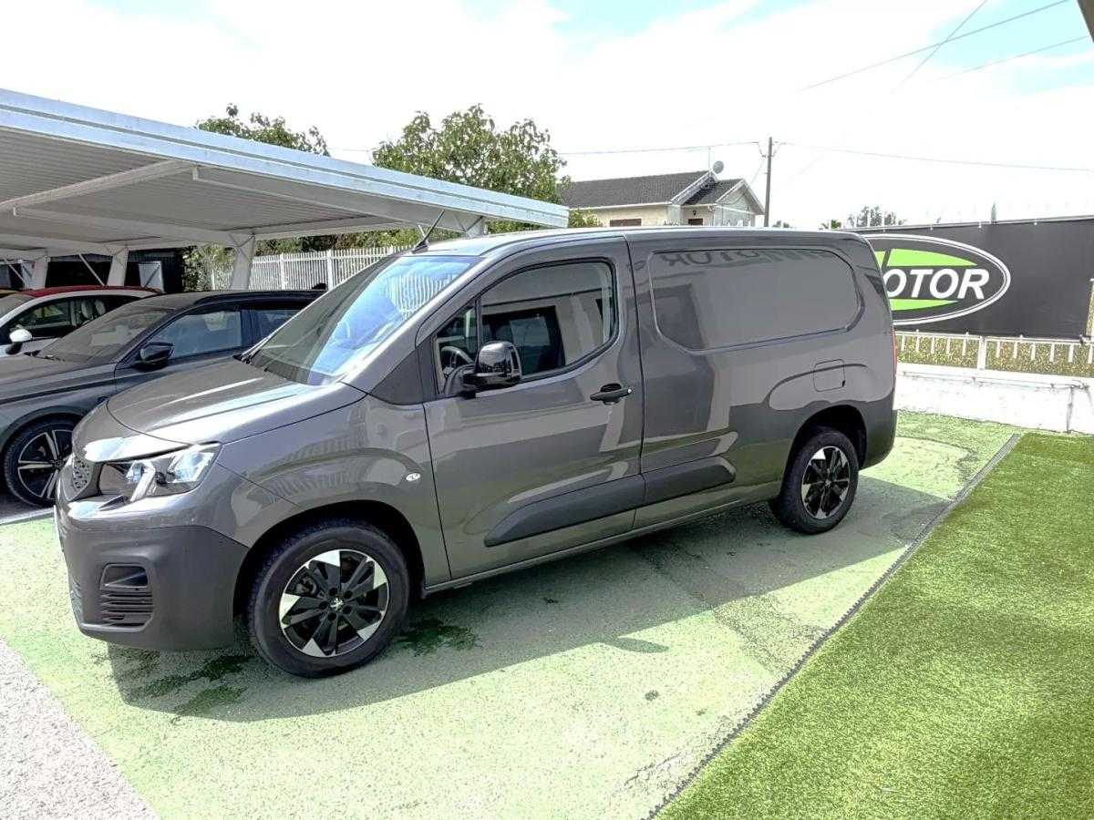 peugeot-partner-2023-diesel-1499cc