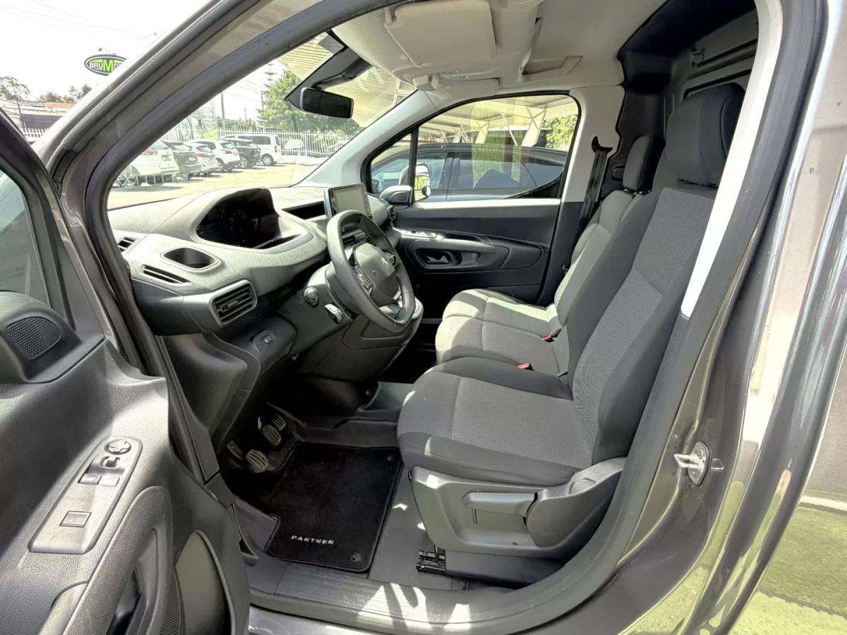 peugeot-partner-2023-diesel-1499cc