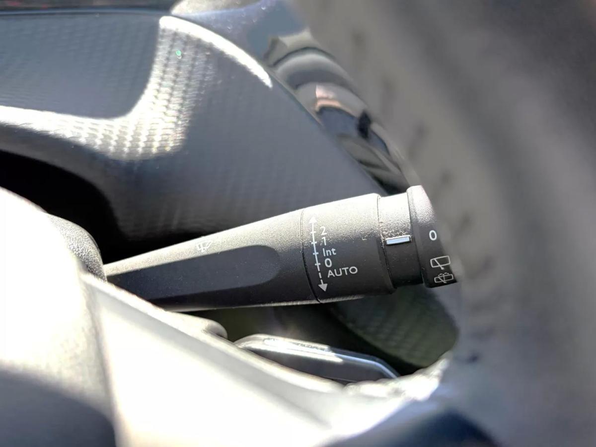 peugeot-2008-2018-gasolina-1199cc