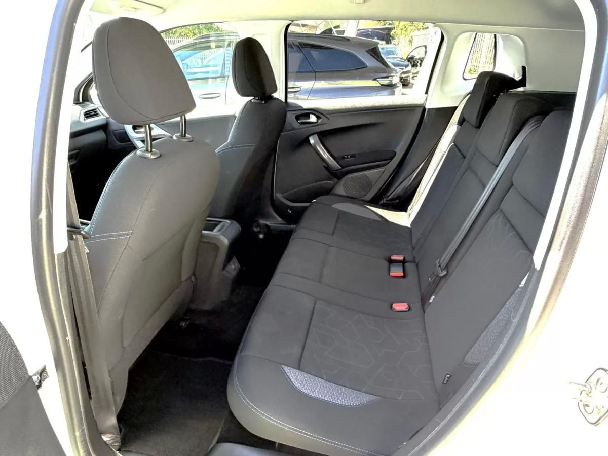 peugeot-2008-2018-gasolina-1199cc