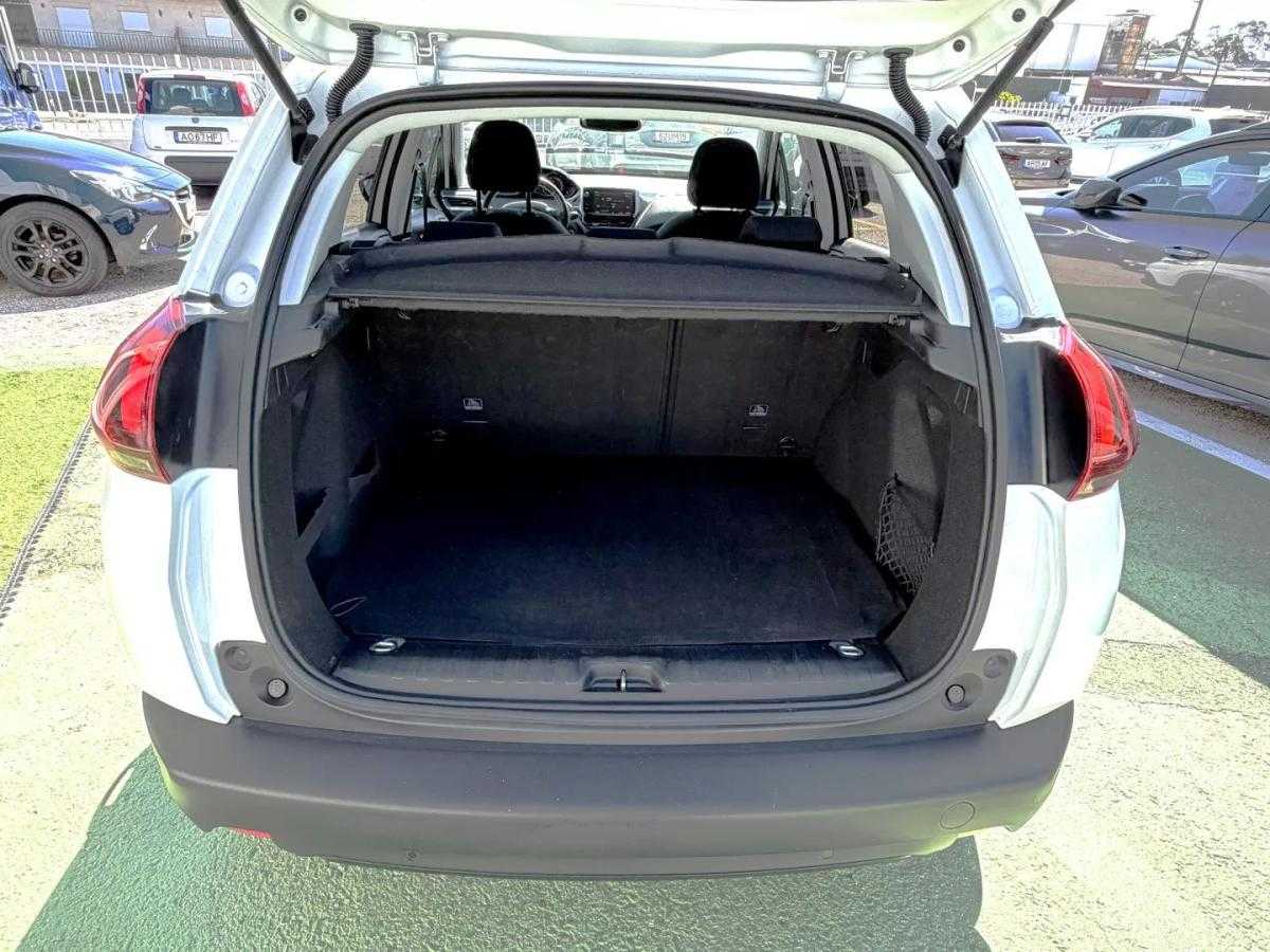 peugeot-2008-2018-gasolina-1199cc