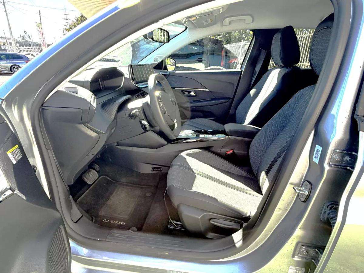 peugeot-e-208-2025-eletrico-0cc